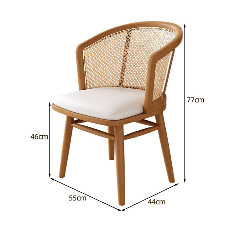 ダイニングテーブル パイン材 丸みを帯びたデザイン 厚みのある天板 木目調 広々とした天板 円形 カスタマイズ可能 CZ-T013