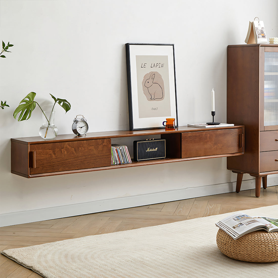 テレビ台 テレビボード TVボード ブナ材 天然木 木目調 ワニス塗装無臭 スライド扉 扉付き収納 コードスリット付き DSG-T020